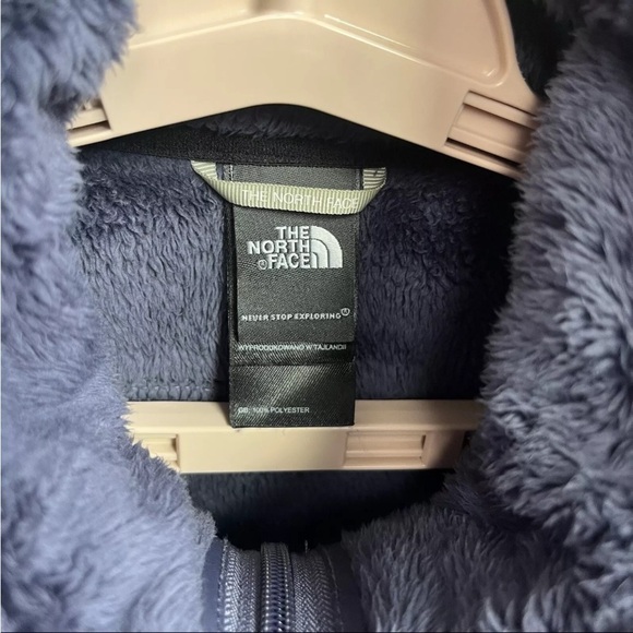 The North Face Women Sz S Vest Faux Fur Purple Full Zip Pockets Outerwear READ - Picture 3 of 13